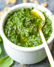 pesto met wilde kruiden